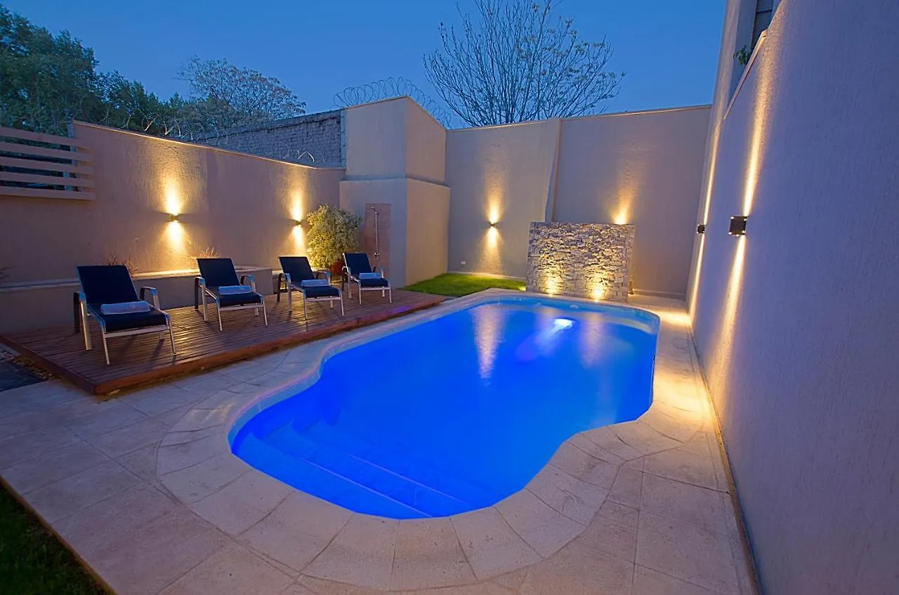 Quinta & Suites Apart Hotel Μεντόζα