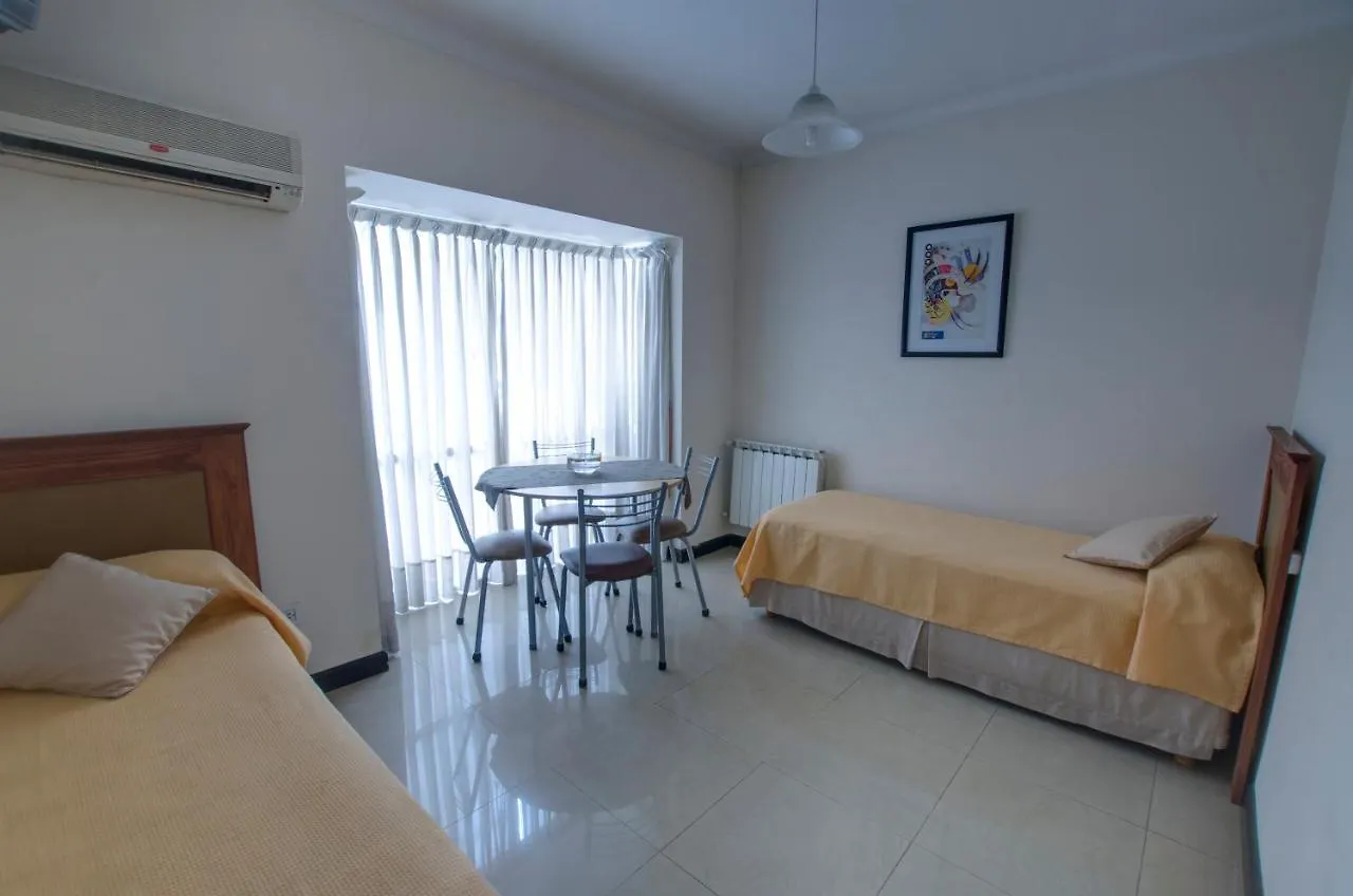 Quinta & Suites Apart Hotel Μεντόζα