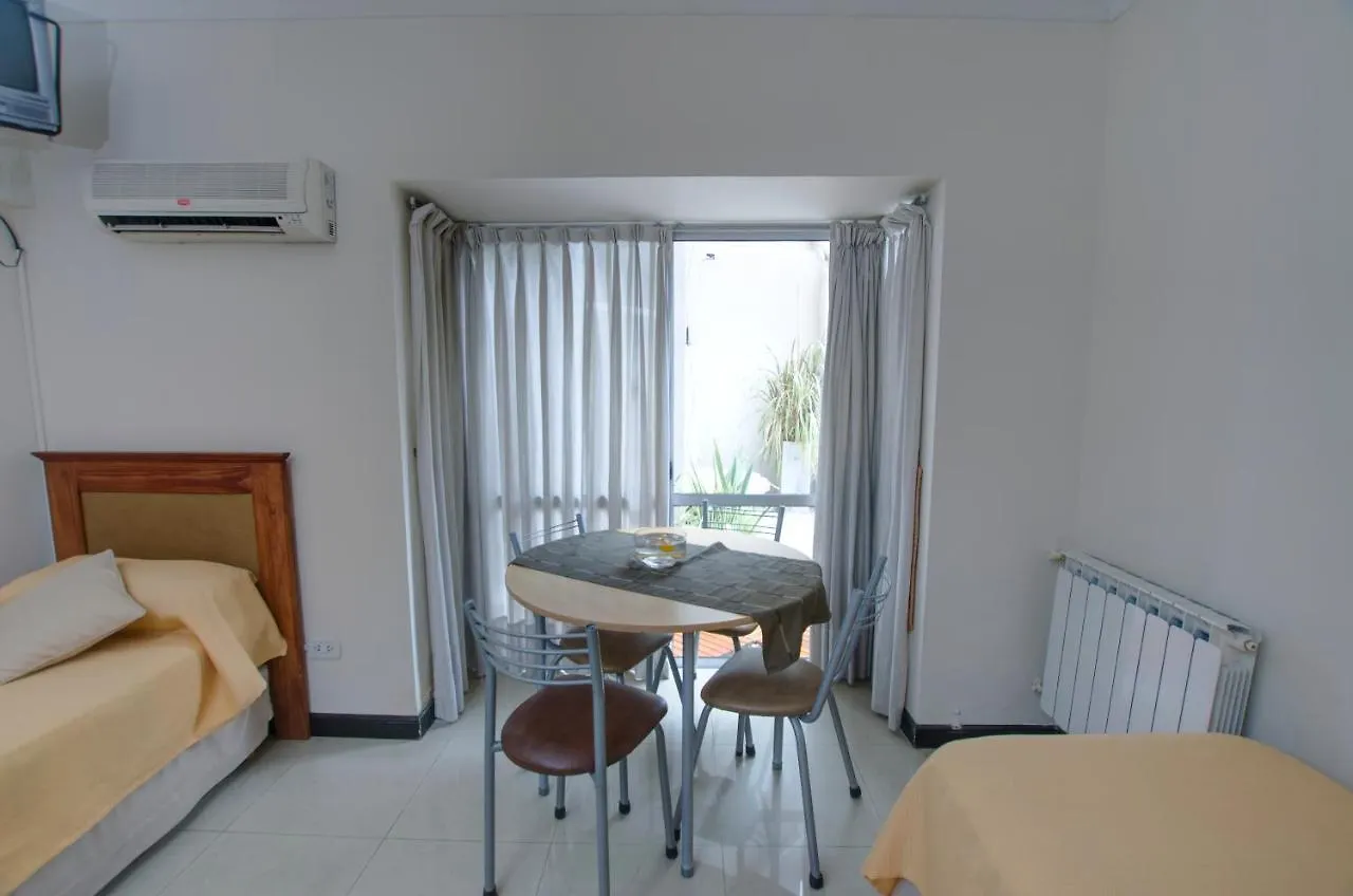 Quinta & Suites Apart Hotel Μεντόζα